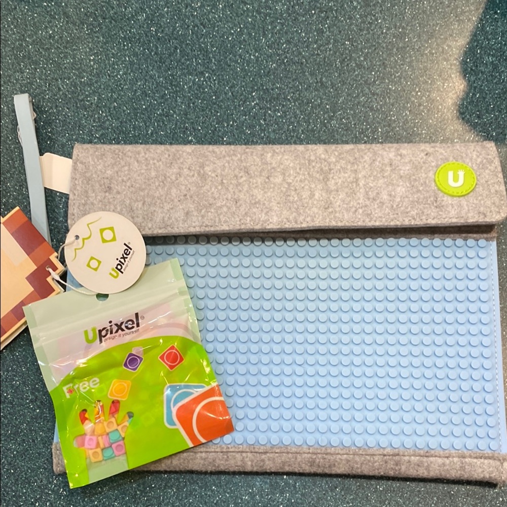Upixel Gray and Blue Pixelated iPad Sleeve